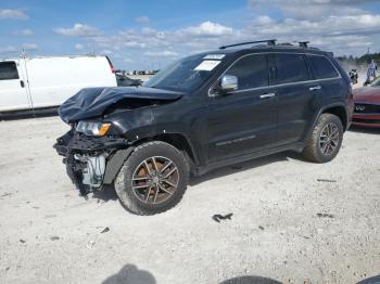  Salvage Jeep Grand Cherokee