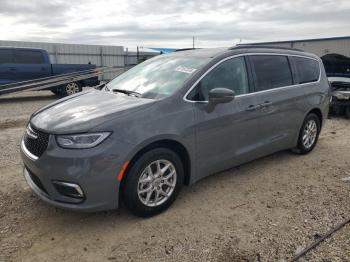  Salvage Chrysler Pacifica