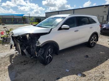  Salvage Kia Sorento