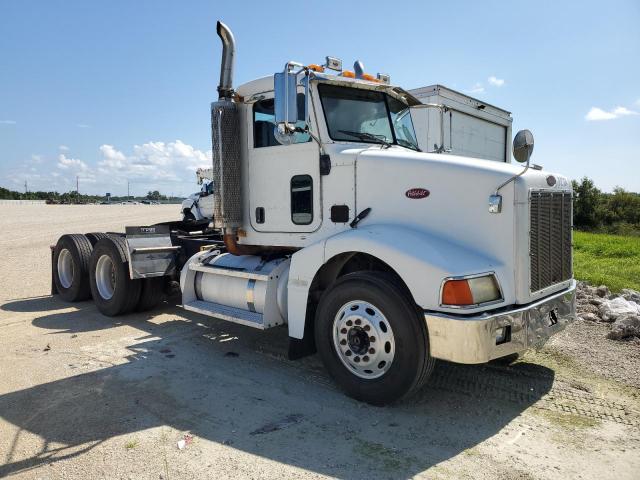  Salvage Peterbilt Tr