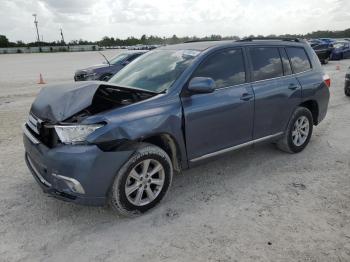  Salvage Toyota Highlander