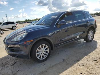  Salvage Porsche Cayenne