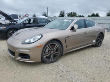  Salvage Porsche Panamera