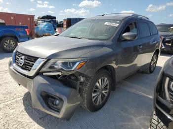  Salvage Nissan Pathfinder