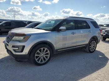  Salvage Ford Explorer