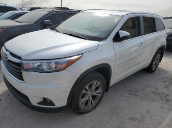  Salvage Toyota Highlander