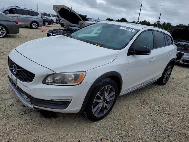  Salvage Volvo V60