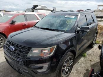  Salvage Ford Explorer