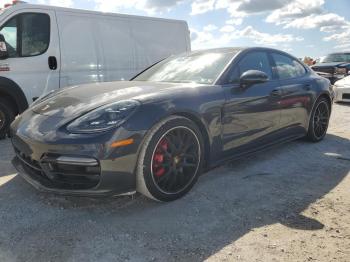  Salvage Porsche Panamera