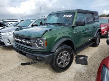  Salvage Ford Bronco