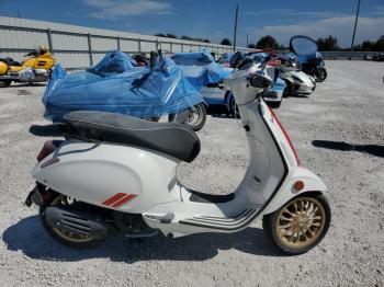  Salvage Vespa Primavera 