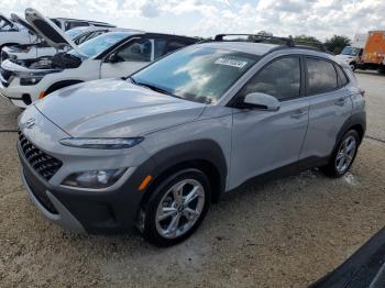  Salvage Hyundai KONA