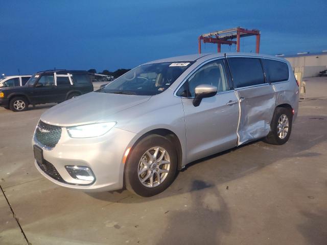  Salvage Chrysler Pacifica