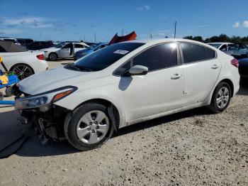  Salvage Kia Forte