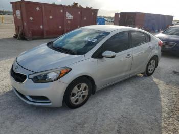  Salvage Kia Forte