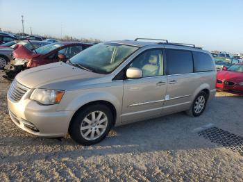  Salvage Chrysler Minivan