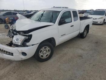  Salvage Toyota Tacoma