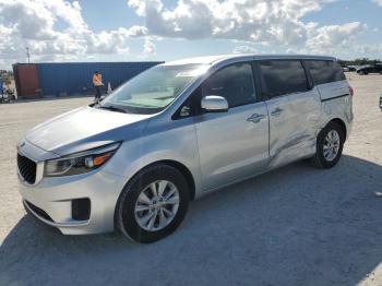  Salvage Kia Sedona