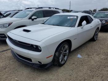  Salvage Dodge Challenger