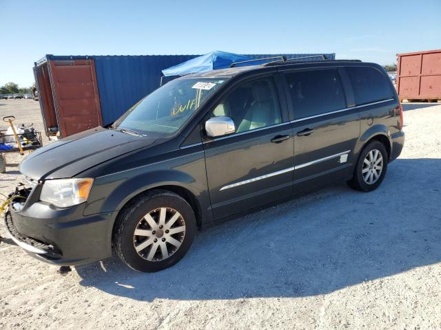  Salvage Chrysler Minivan