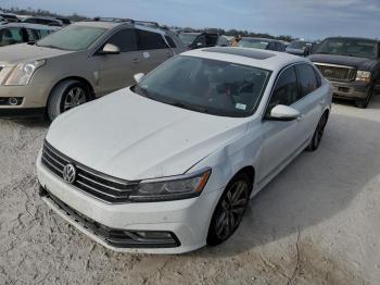  Salvage Volkswagen Passat