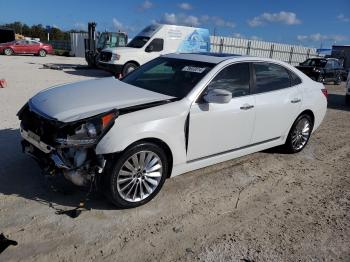  Salvage Hyundai Equus