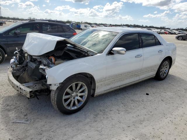  Salvage Chrysler 300