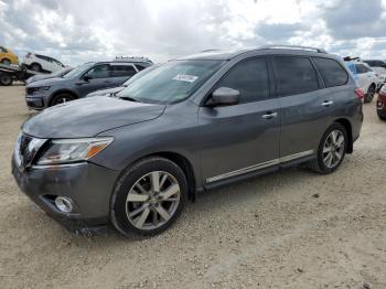  Salvage Nissan Pathfinder