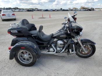  Salvage Harley-Davidson Fl