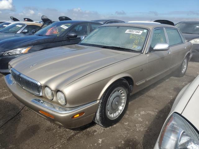  Salvage Jaguar XJ