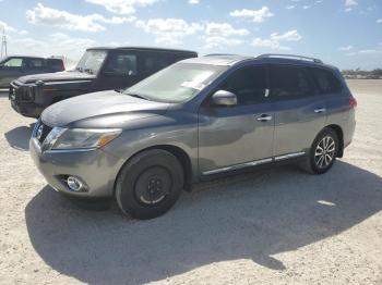  Salvage Nissan Pathfinder