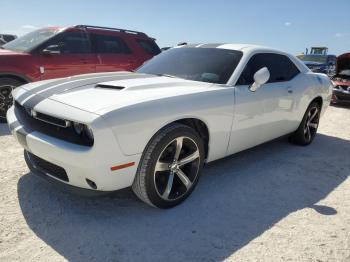  Salvage Dodge Challenger