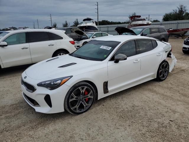  Salvage Kia Stinger