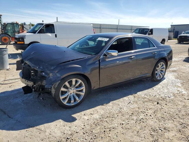  Salvage Chrysler 300