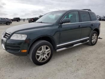  Salvage Volkswagen Touareg