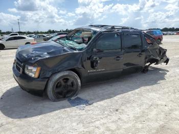  Salvage Chevrolet Avalanche