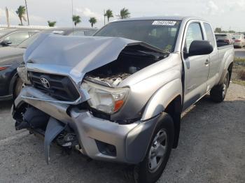  Salvage Toyota Tacoma