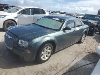  Salvage Chrysler 300