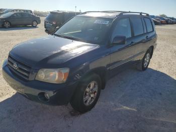  Salvage Toyota Highlander