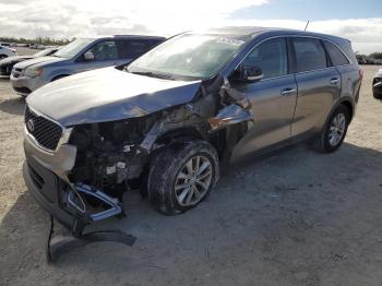  Salvage Kia Sorento