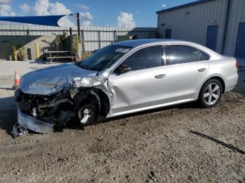  Salvage Volkswagen Passat