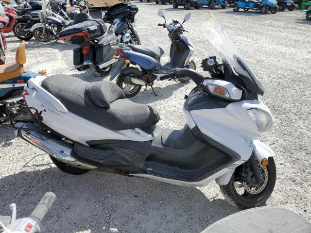  Salvage Suzuki Scooter