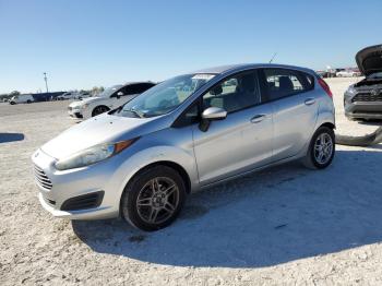  Salvage Ford Fiesta