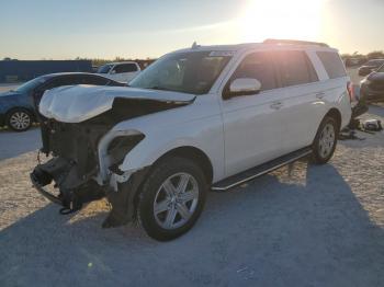  Salvage Ford Expedition