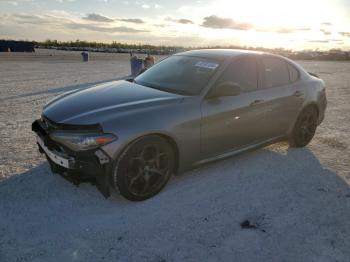  Salvage Alfa Romeo Giulia