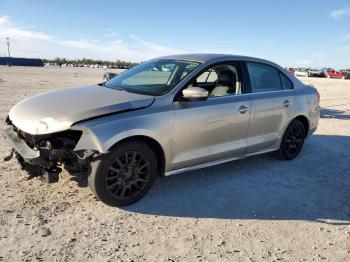  Salvage Volkswagen Jetta