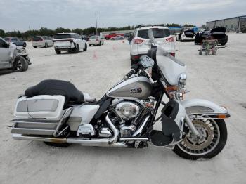  Salvage Harley-Davidson Fl