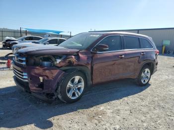  Salvage Toyota Highlander