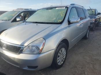  Salvage Kia Sedona