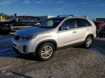  Salvage Kia Sorento